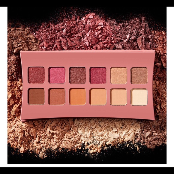 ๐ ILLAMASQUA Eyeshadow Palette - Picture 1 of 7